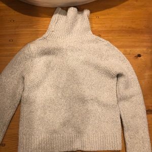 Brandy Melville Grey turtleneck